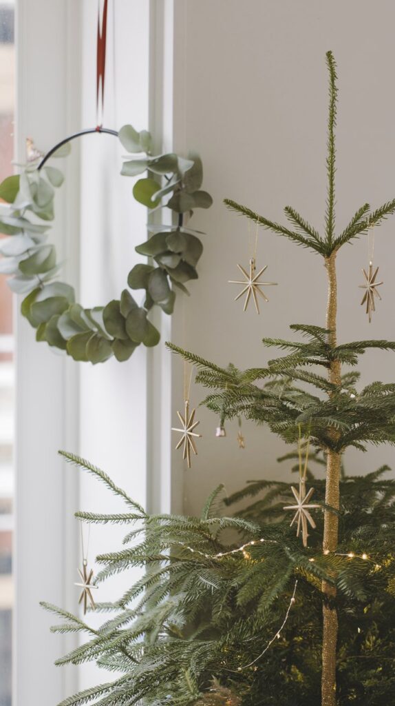 Modern Christmas Decor for Small Apartments